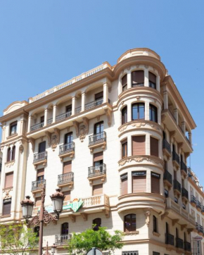 Betis Suites-La Campana